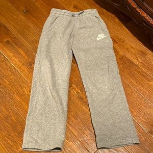 Youth large nike grey sweatpants